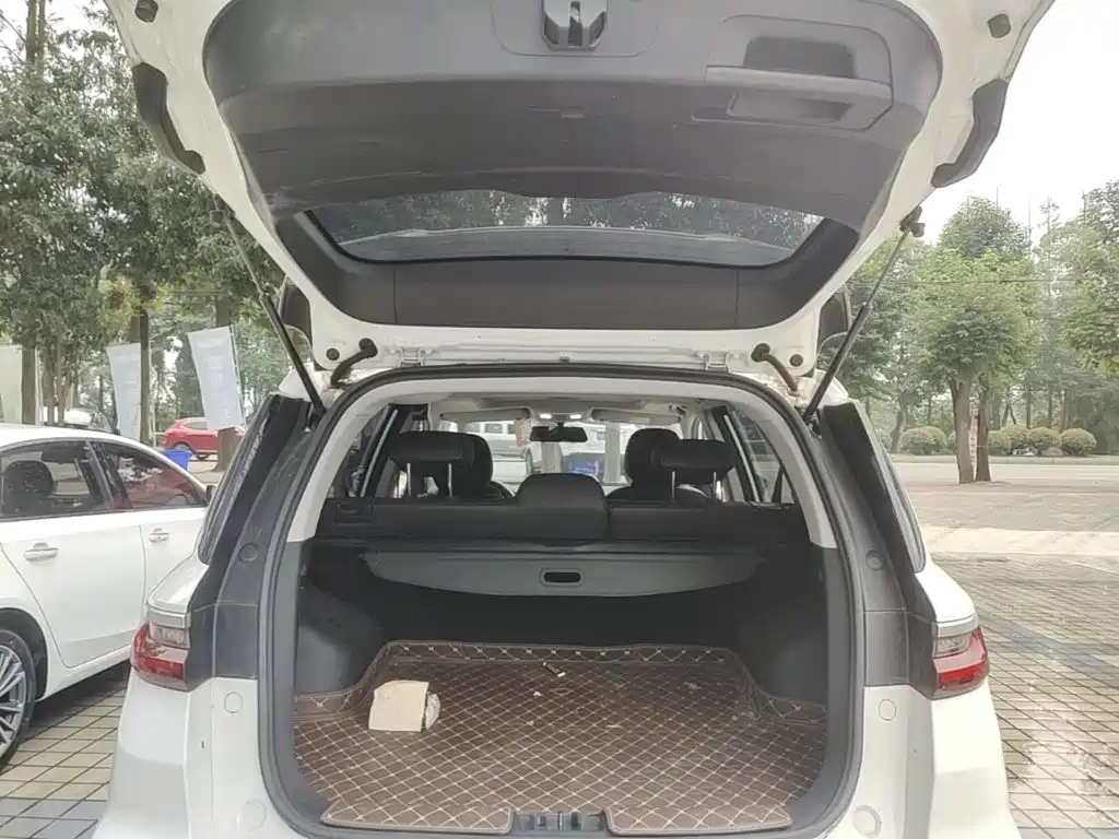 Geely Vision X6 — миниатюра 19