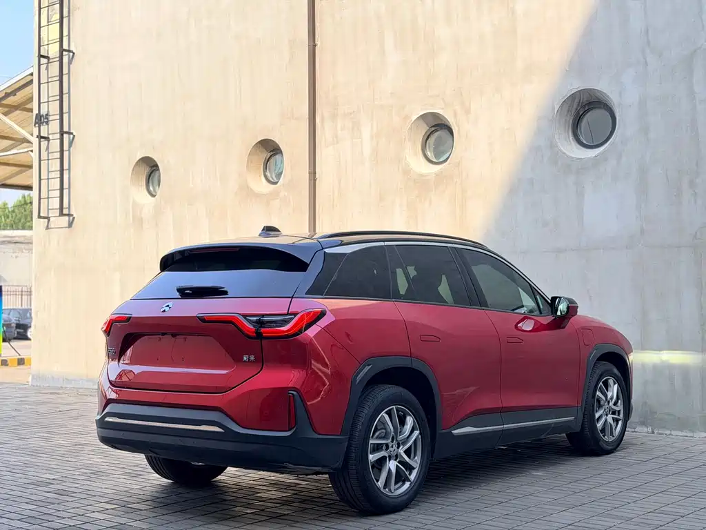 NIO ES6 — миниатюра 5