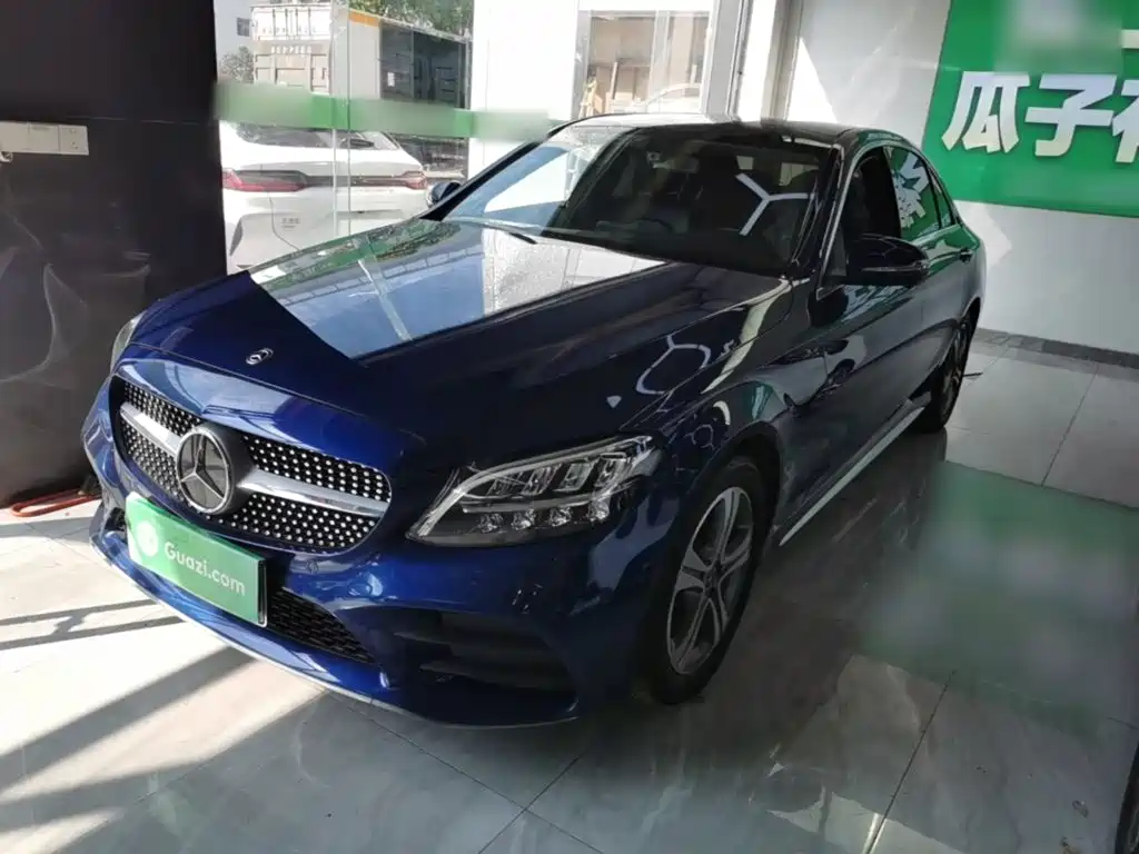 Mercedes-Benz C-Class — миниатюра 2