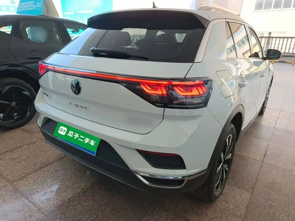 Volkswagen T-Roc — миниатюра 7