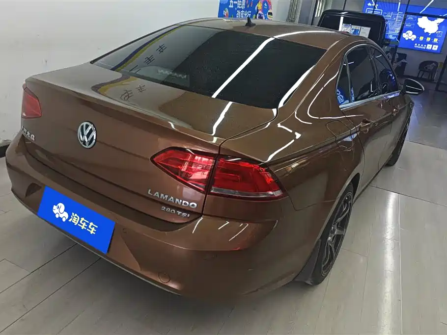 Volkswagen Lamando 2018 280TSI DSG Comfort