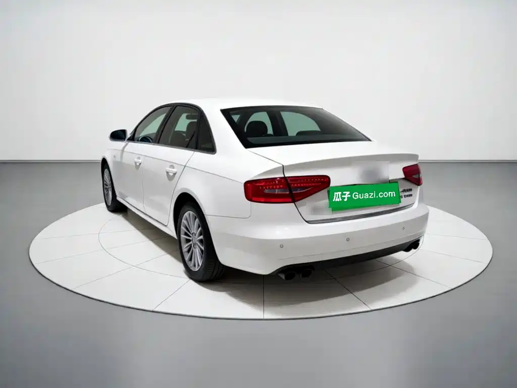 Audi A4L — миниатюра 4