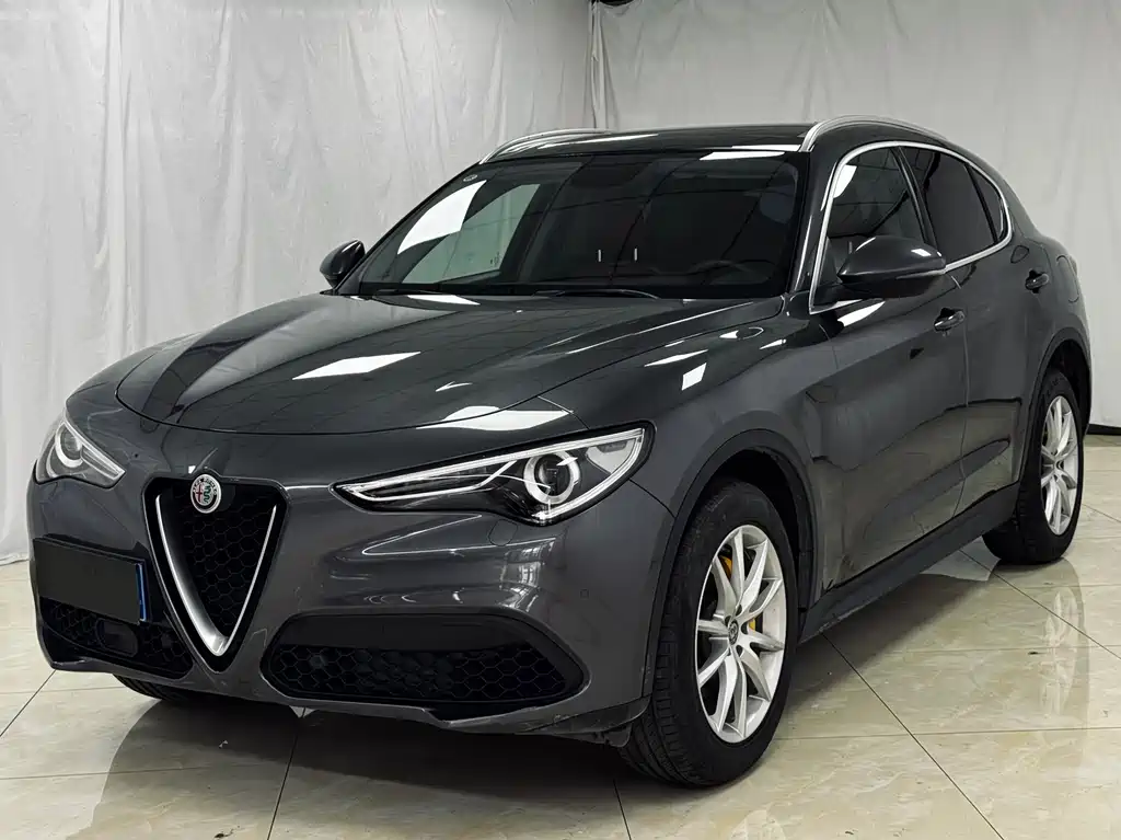 Alfa Romeo Stelvio 2019