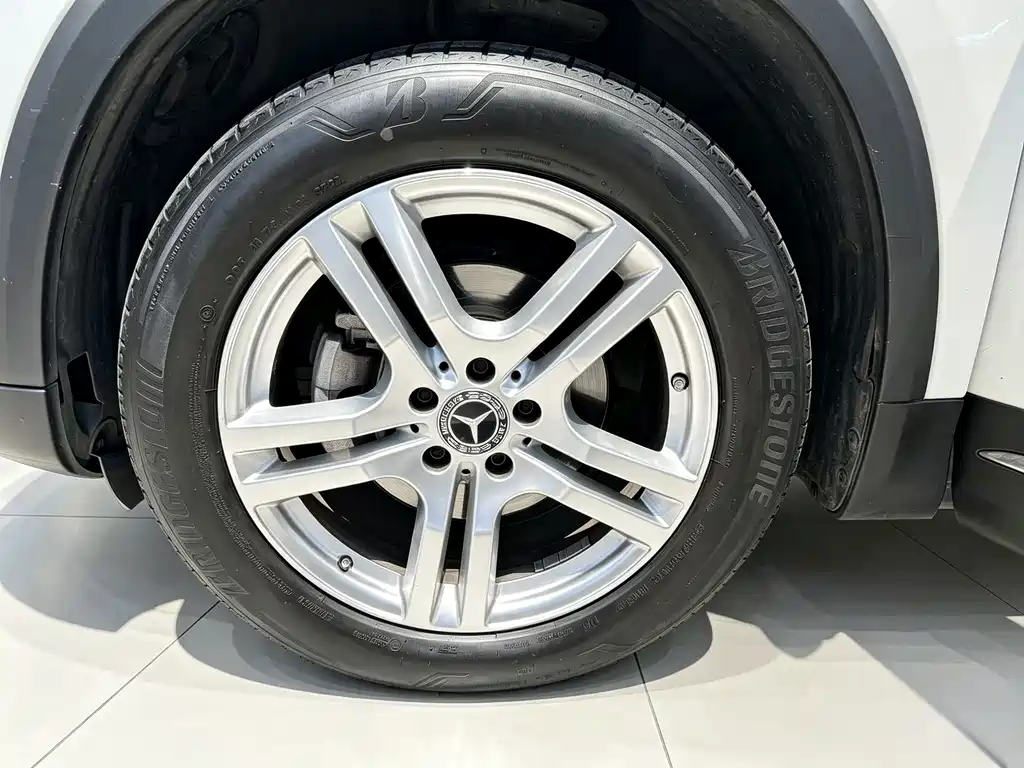Mercedes-Benz GLA — миниатюра 15