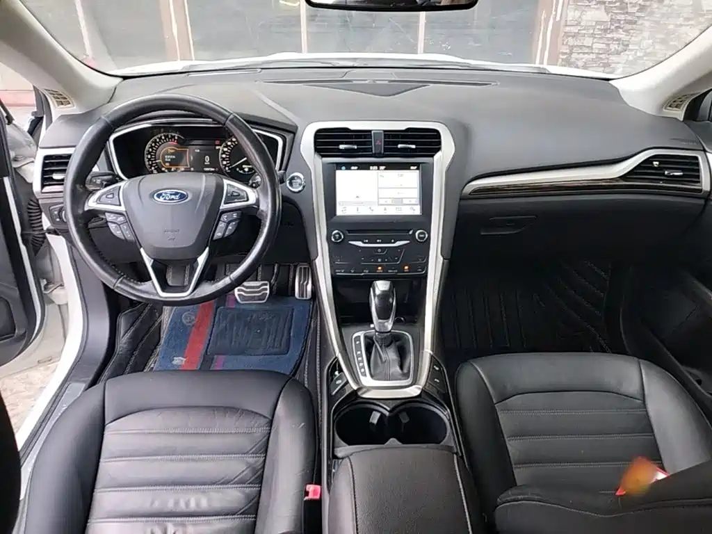 Ford Mondeo — миниатюра 10