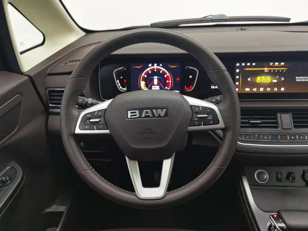 BAW Ruisheng Ace M7 — миниатюра 11