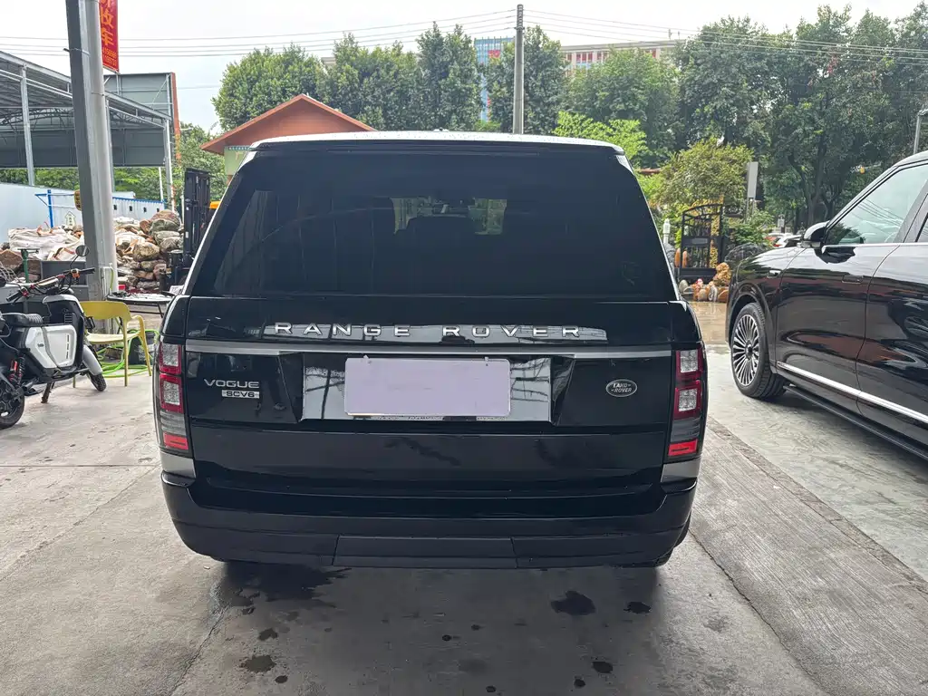Land Rover Range Rover — миниатюра 3