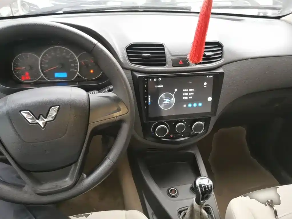 Wuling Hongguang — миниатюра 10