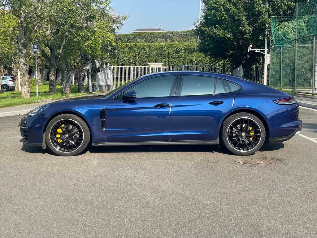 Porsche Panamera — миниатюра 24