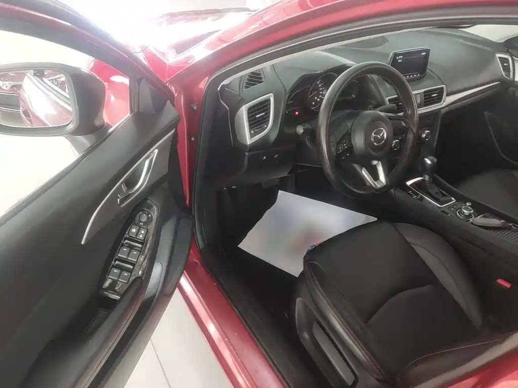 Mazda 3 Axela — миниатюра 16