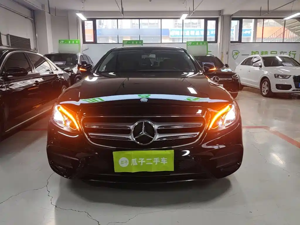 Mercedes-Benz E-Class — миниатюра 3