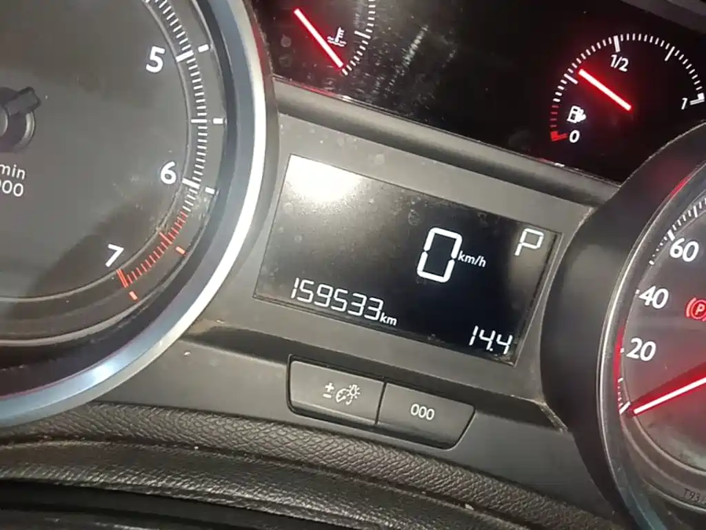 Peugeot 408 — миниатюра 12