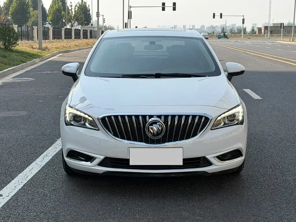 Buick Verano — миниатюра 2
