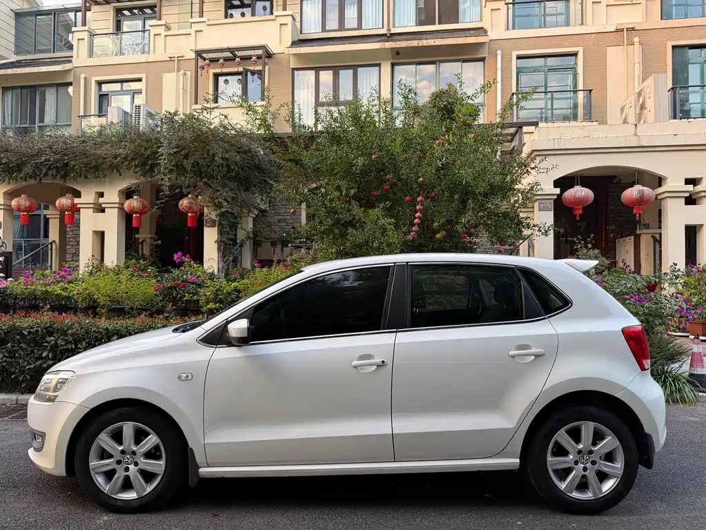 Volkswagen Polo — миниатюра 3
