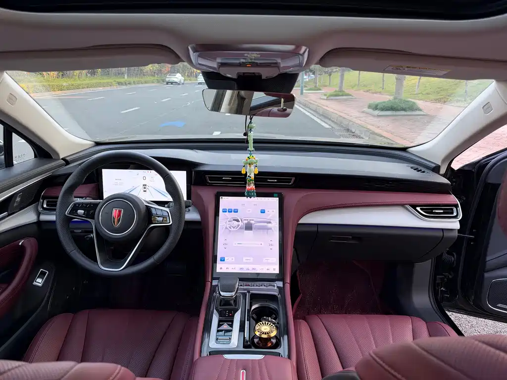 Hongqi Hongqi H5 PHEV — миниатюра 6