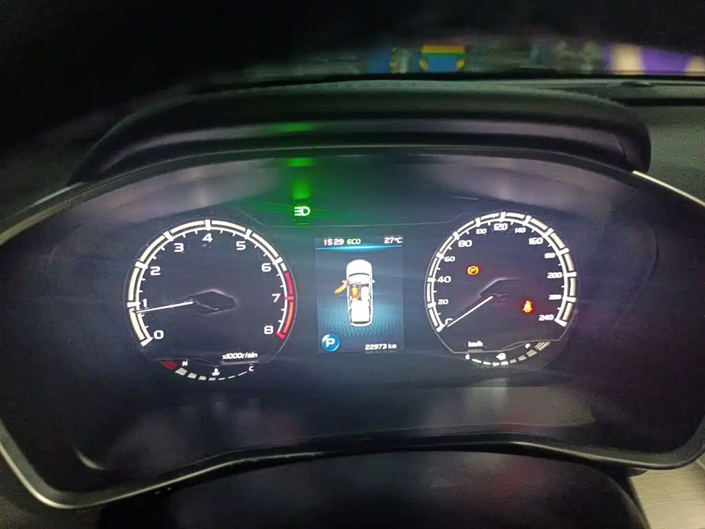 Geely Binyue — миниатюра 7