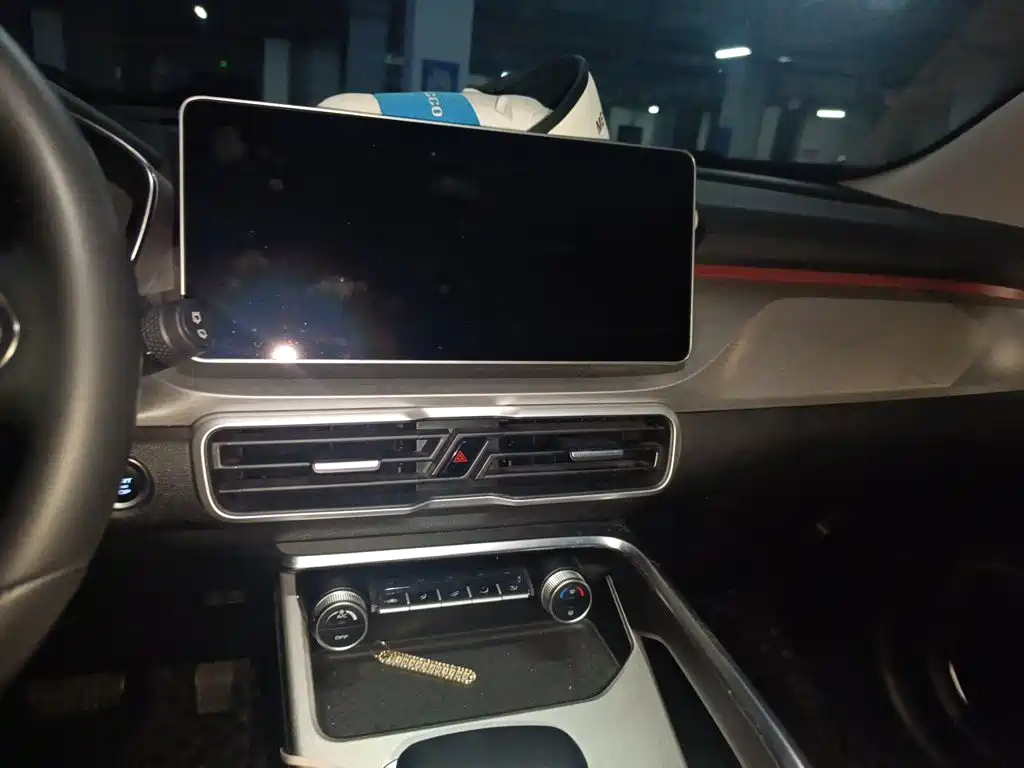 Geely Binyue — миниатюра 9
