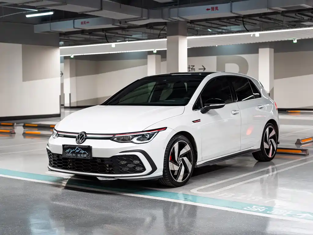 Volkswagen Golf GTI 2023