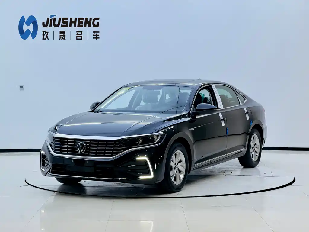 VOLKSWAGEN PASSAT NEW ENERGY