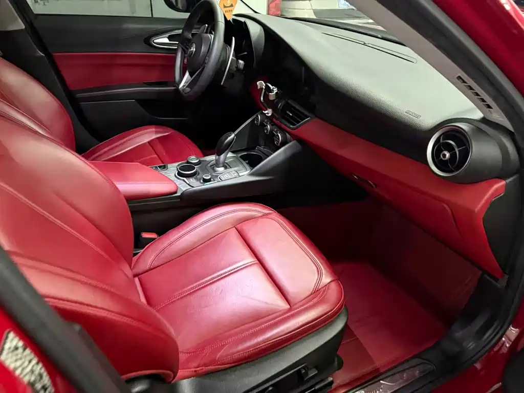 Alfa Romeo Giulia — миниатюра 13