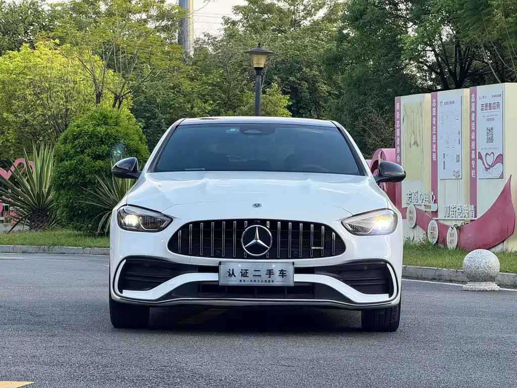 Mercedes-Benz C-Class — миниатюра 2