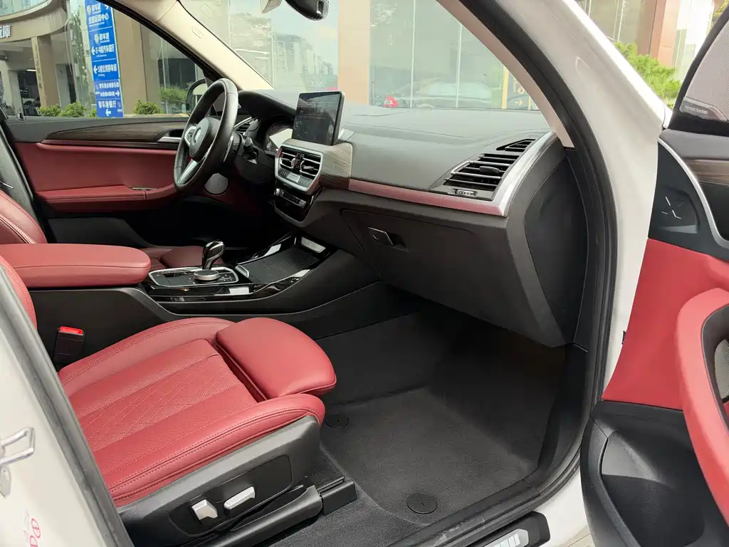 BMW X3 — миниатюра 12