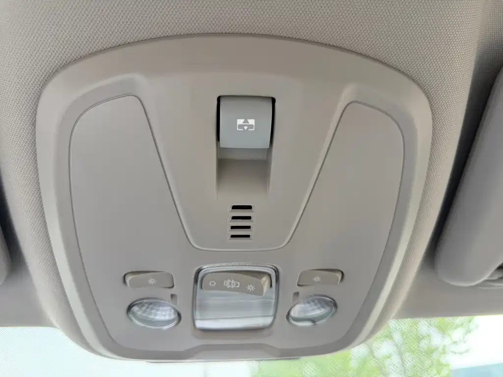Peugeot 408 — миниатюра 22