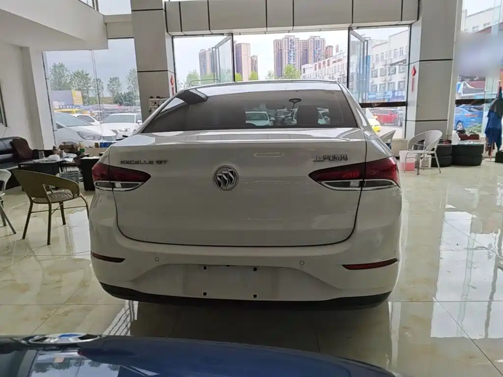 Buick Excelle — миниатюра 6