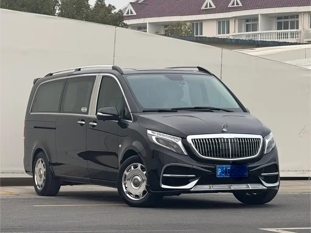 Mercedes-Benz Vito 2021 2.0T 7 мест