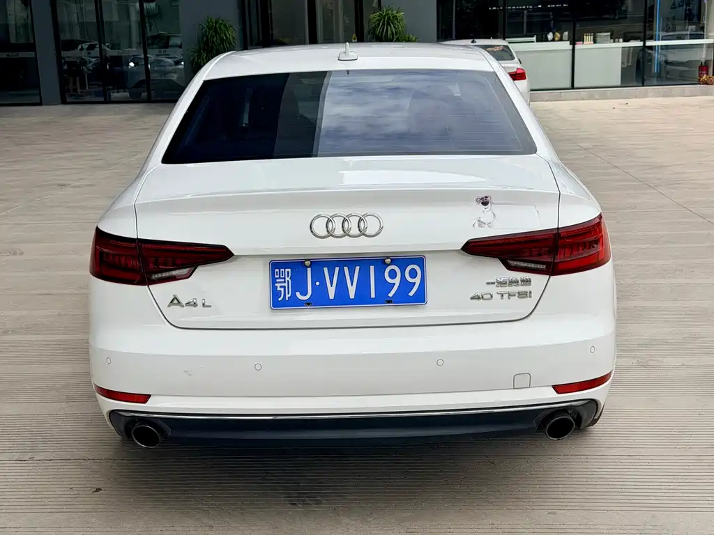 Audi A4L — миниатюра 5