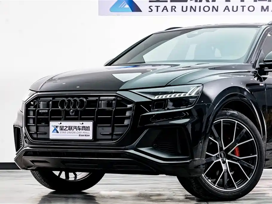 Audi Q8 2022 55 TFSI Premium
