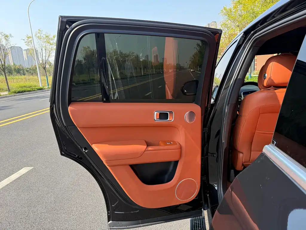 Li Auto Li L8 — миниатюра 6