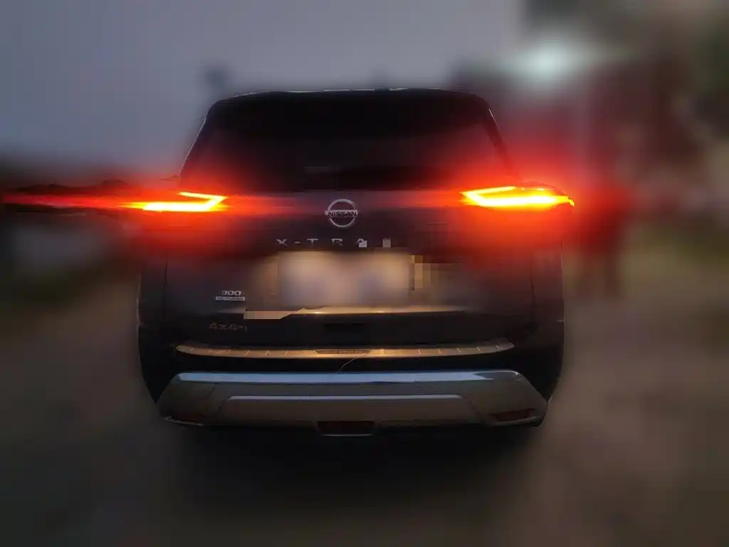 Nissan X-Trail — миниатюра 3