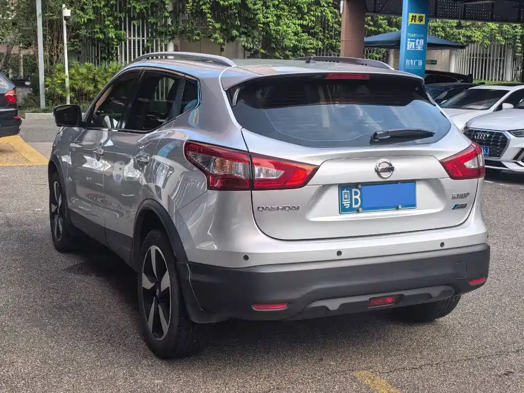 Nissan Qashqai — миниатюра 4