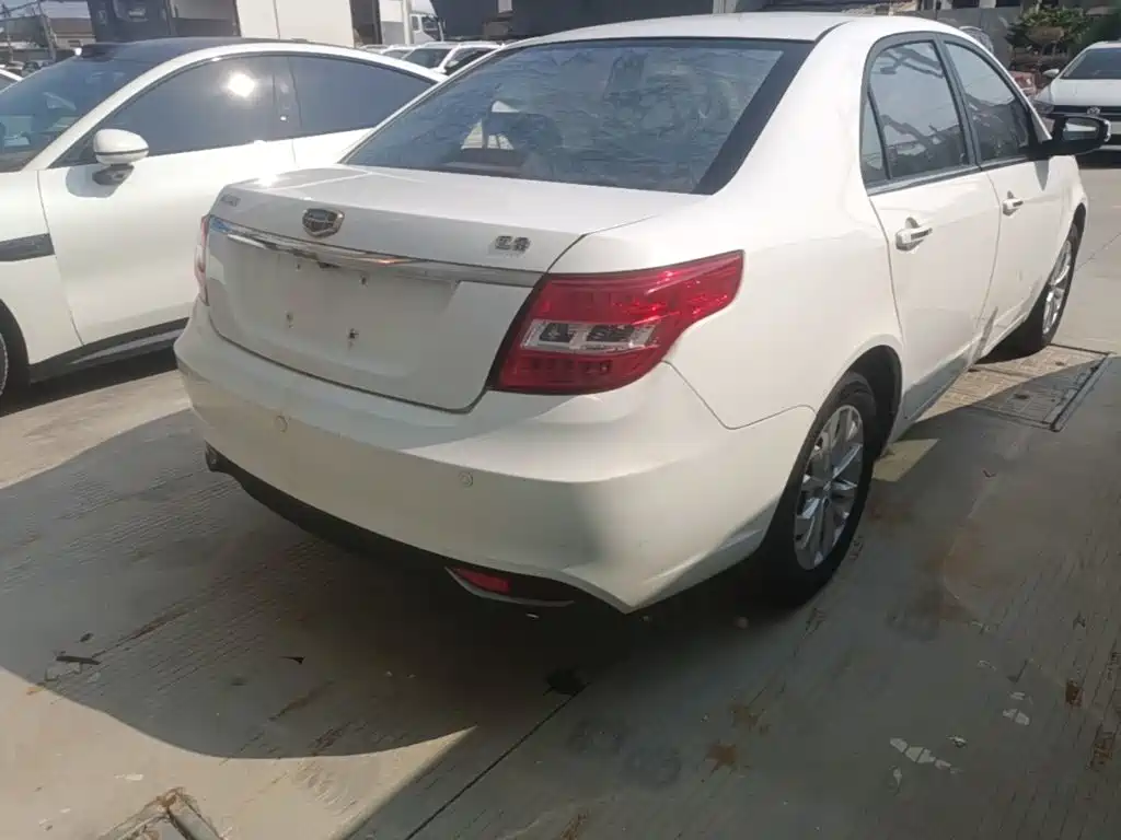 Geely Vision — миниатюра 8