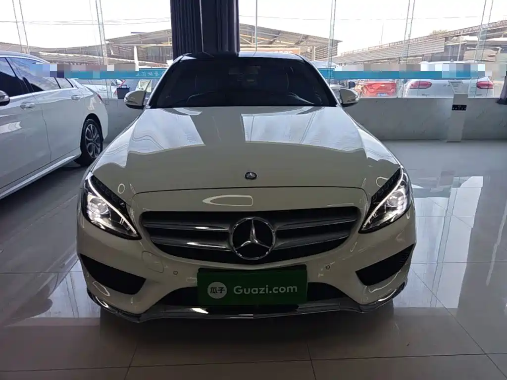 Mercedes-Benz C-Class — миниатюра 3