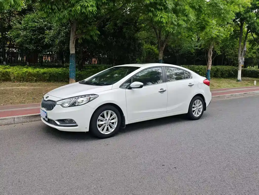 Kia K3 2014