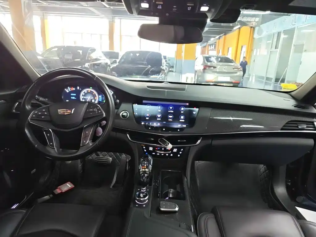 Cadillac CT6 — миниатюра 13