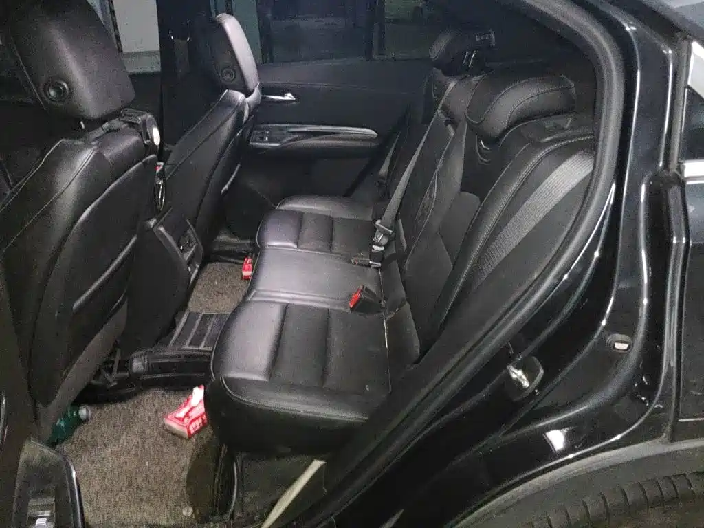 Cadillac XT4 — миниатюра 15