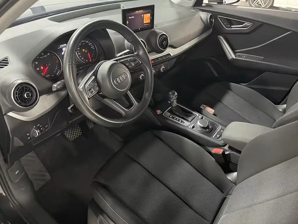 Audi Q2L — миниатюра 11