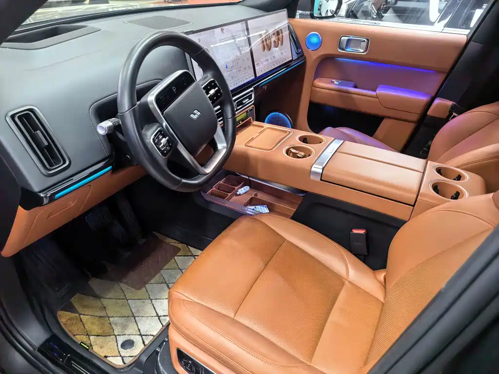 Li Auto Li L8 — миниатюра 4