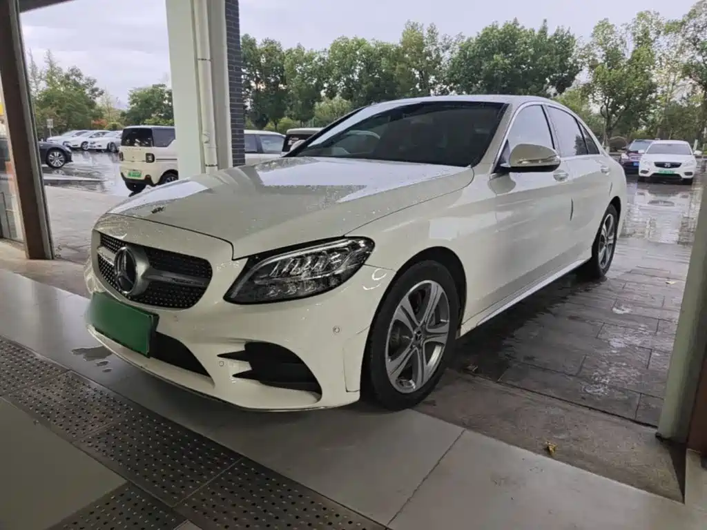 Mercedes-Benz C-Class — миниатюра 2
