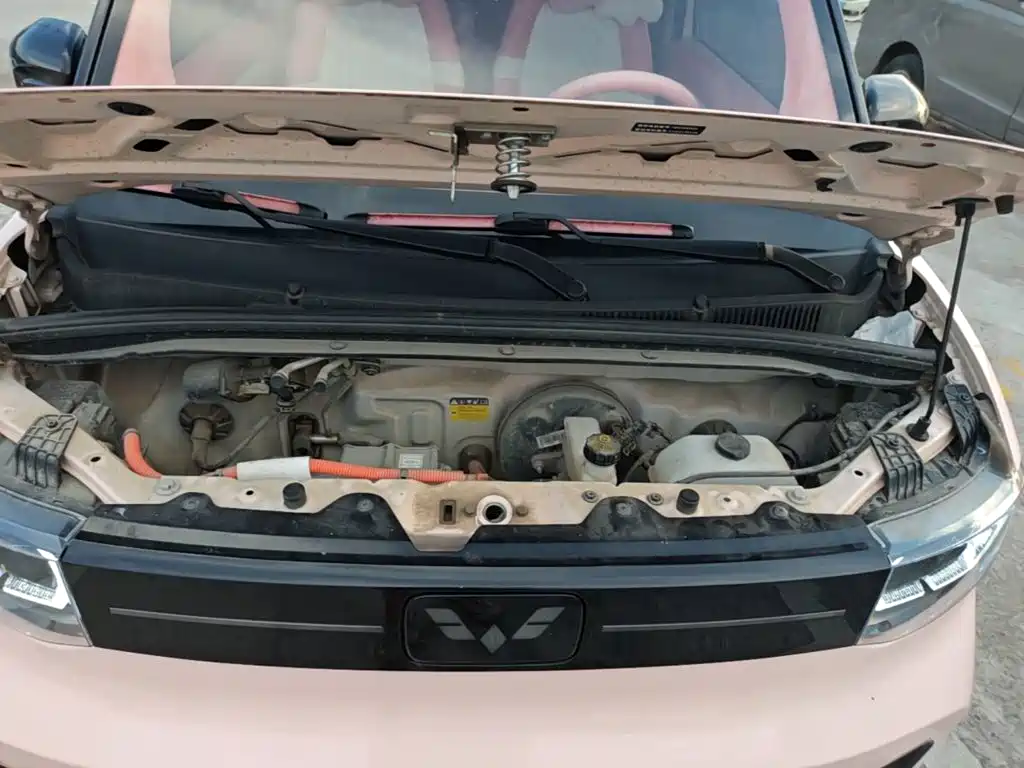 Wuling MINIEV — миниатюра 20