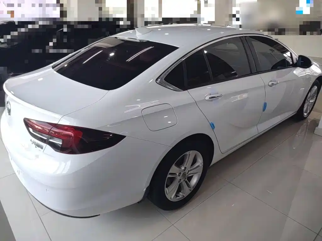 Buick Regal — миниатюра 7