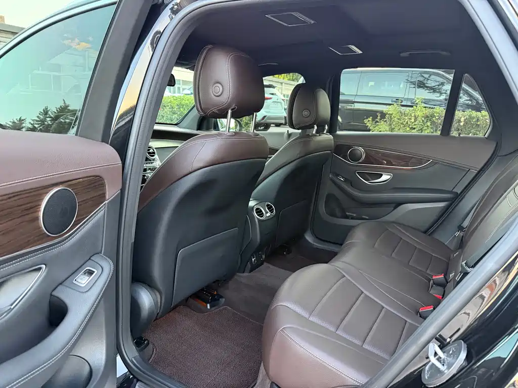 Mercedes-Benz GLC — миниатюра 7