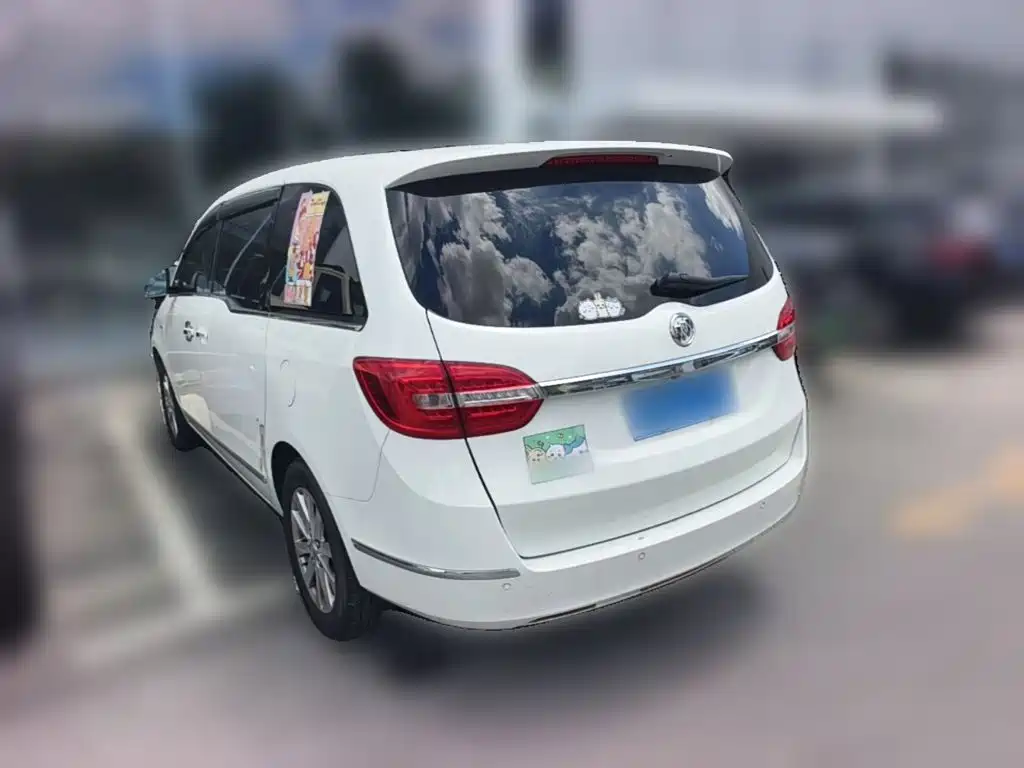 Buick GL8 — миниатюра 25