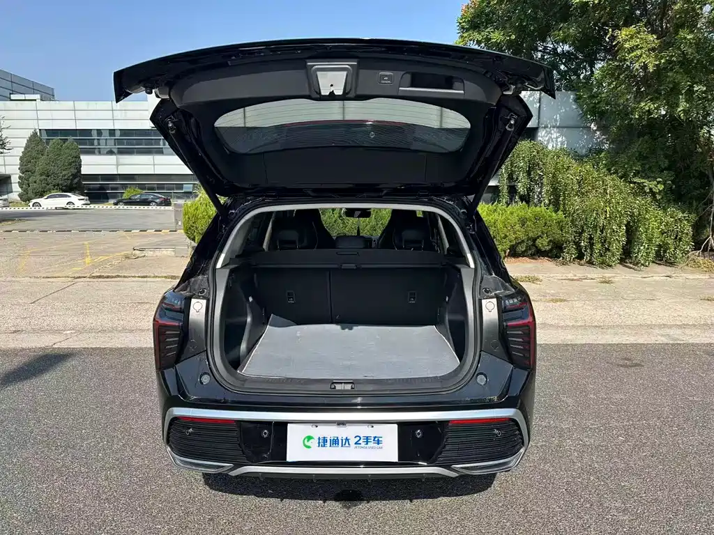 Hongqi Hongqi HS3 — миниатюра 15