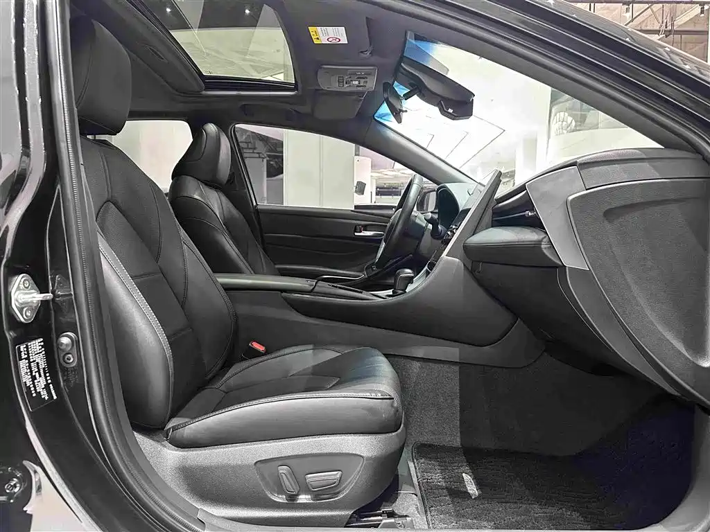 Toyota Avalon — миниатюра 25