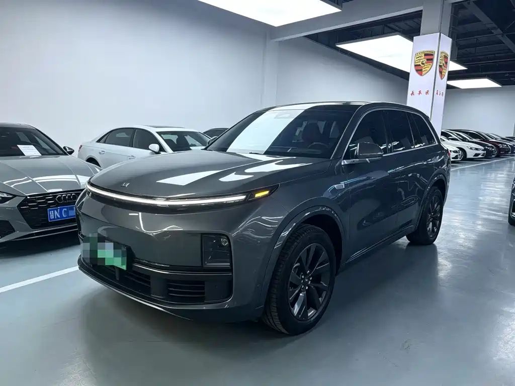 Li Auto Li L8 2023