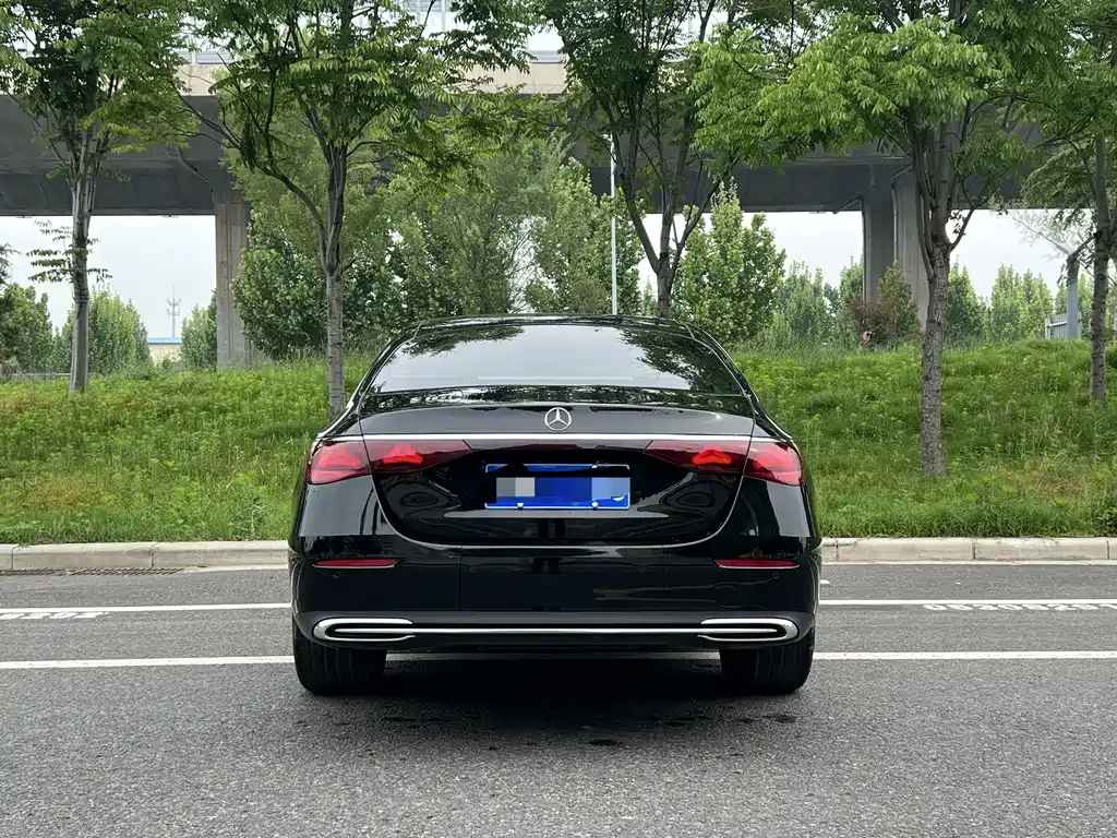 Mercedes-Benz E-Class E 2024 E 300 L Luxury